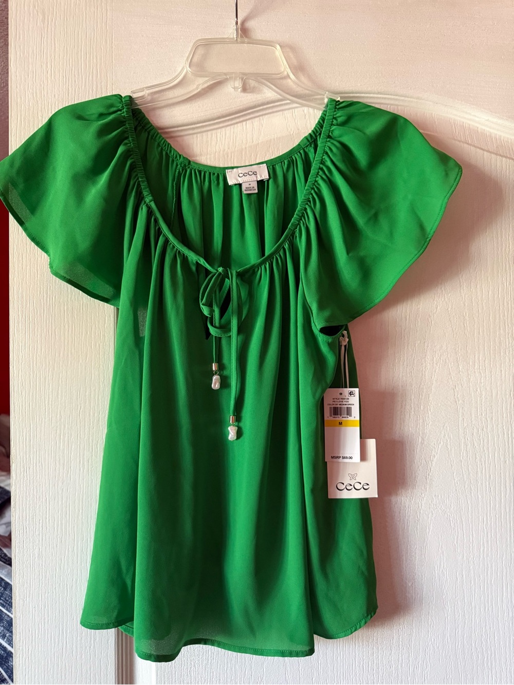 CeCe Medium Green Top